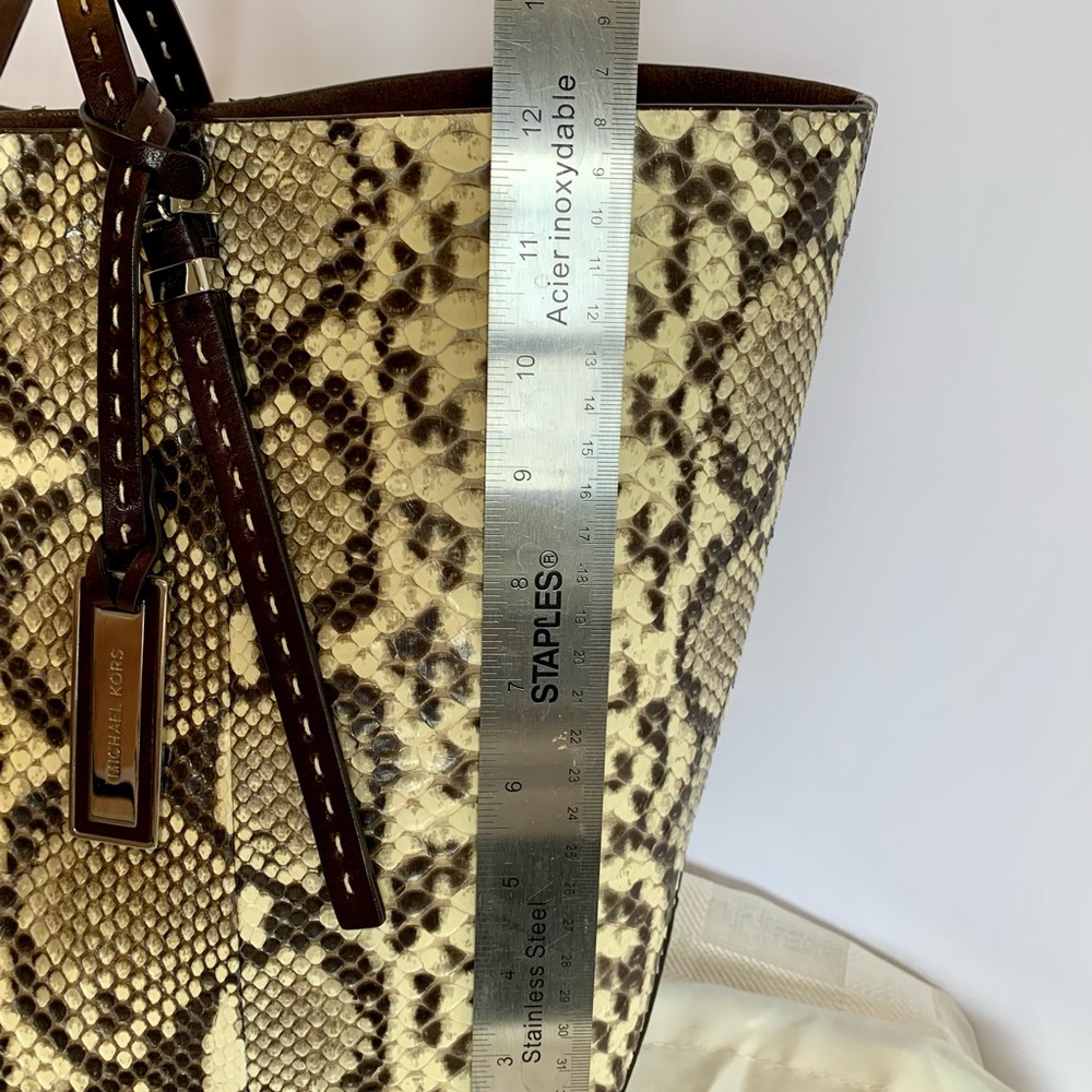 Michael Kors Collection Large Python tote - Picture 6 of 6